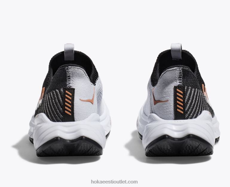 naised Hoka süsinik x 3 6ZBF48 must valge