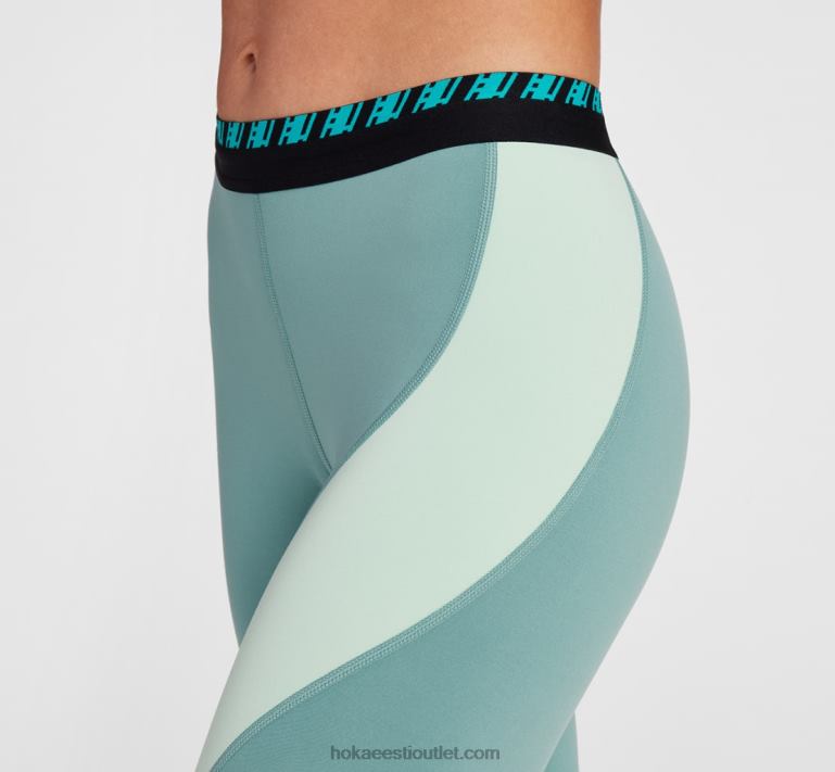 naised Hoka hupana tihe 6ZBF369 must